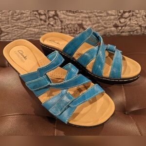 Clarks Women's Merliah Karli Heeled Sandal, Turquoise Leather, size 10 No Box.